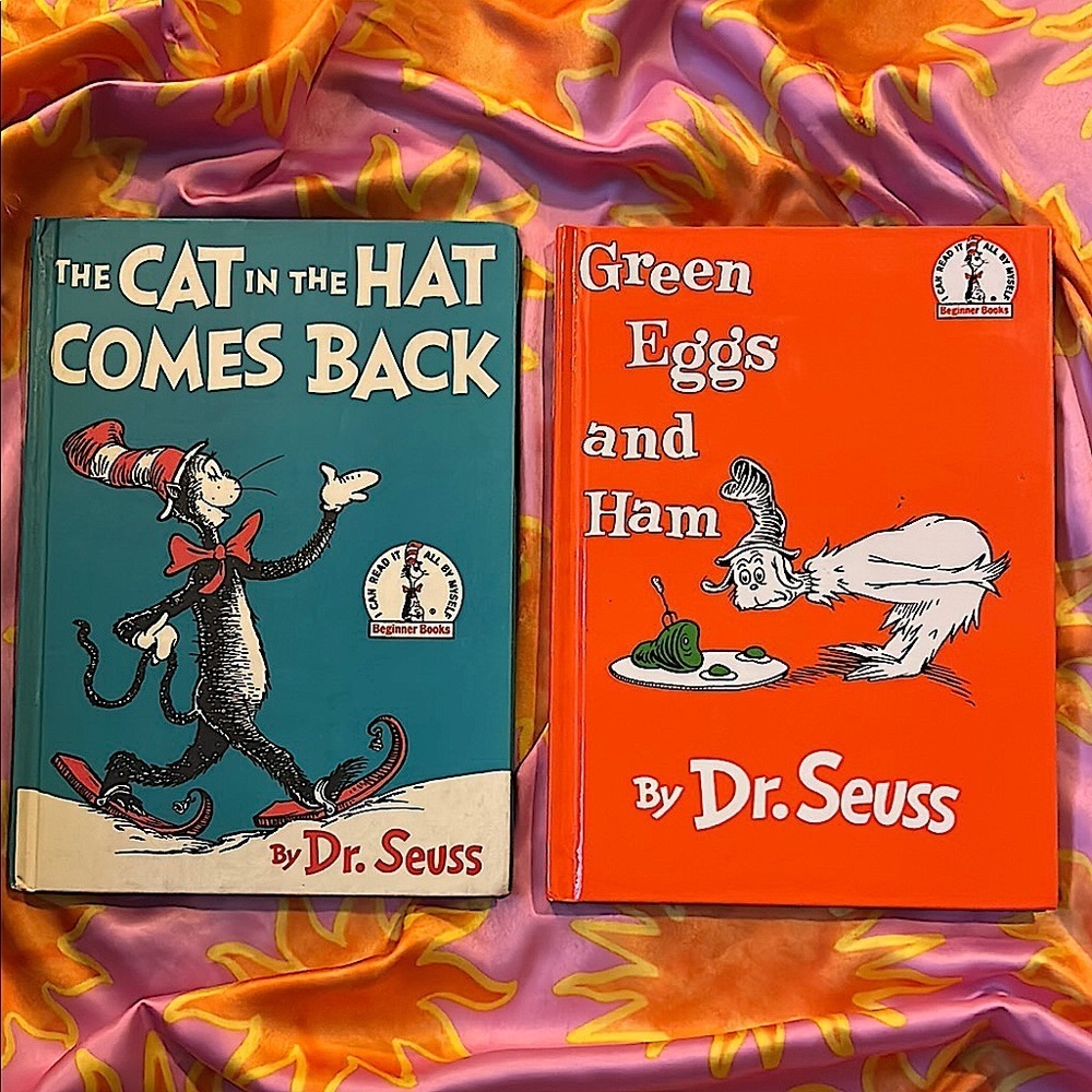 Dr. Seuss Book Set| The Cat in the Hat Comes Back & Green Eggs and Ham - Picture 2 of 4
